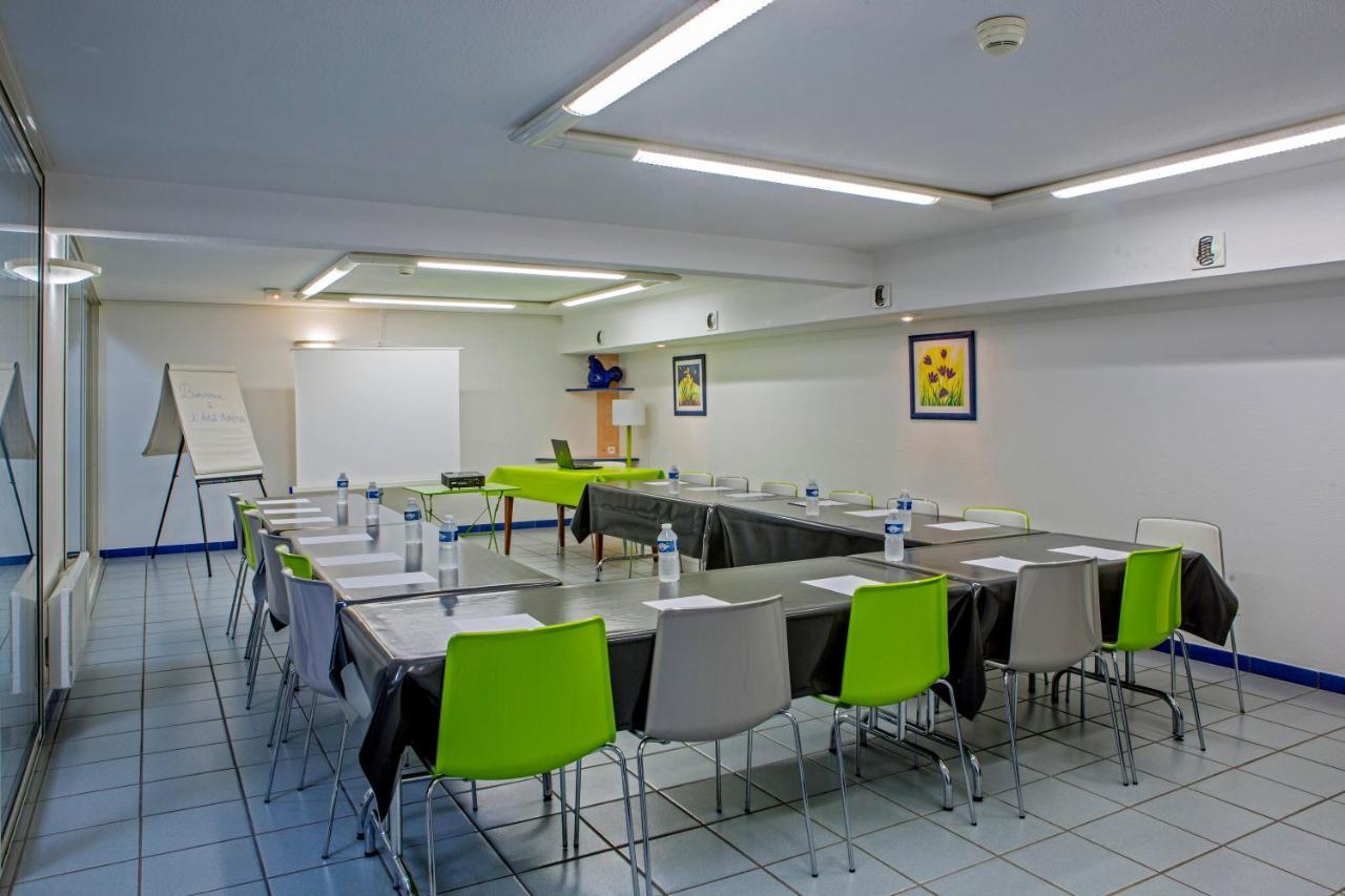 B&B Hotel Aurillac Le Lioran المظهر الخارجي الصورة